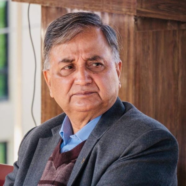 पूर्वराष्ट्रपति भण्डारीको पार्टी सदस्यता रोक्ने निर्णय सच्याउन माग गर्दै ईश्वर पोखरेलको फरक मत