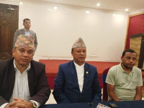 अहिले ‘लोडसेडिङ’ गर्नुपर्ने अवस्था छैनः उर्जामन्त्री खड्का