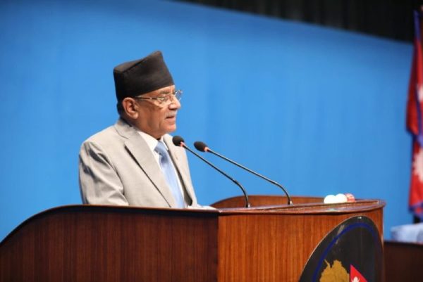 सरकारसँग हिम्मत छ भने संविधान संशोधनका लागि बहुमत जुटाउने जिम्मेवारी म लिन्छुः प्रचण्ड