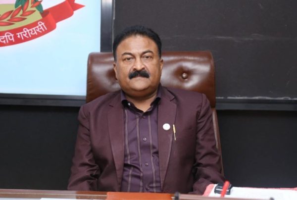 घुसकाण्डमा मुछिएका मन्त्री गुप्ताले दिए राजीनामा