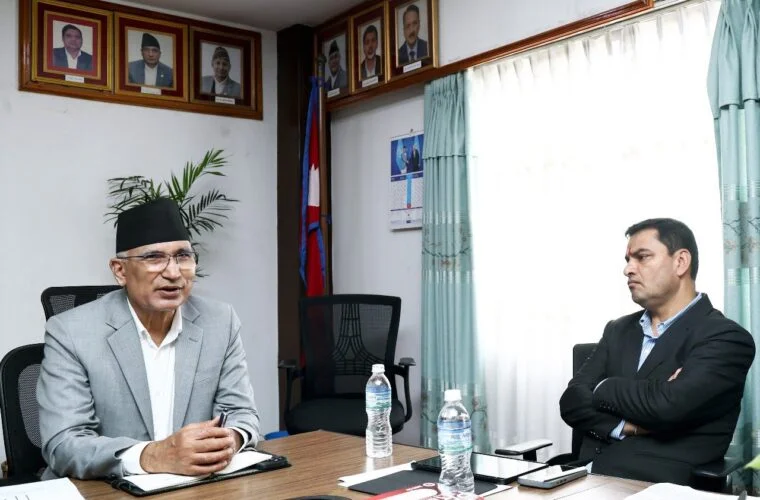 बजेट कार्यान्वयनबारे अर्थमन्त्रीद्वारा स्वास्थ्य मन्त्रीसँग छलफल