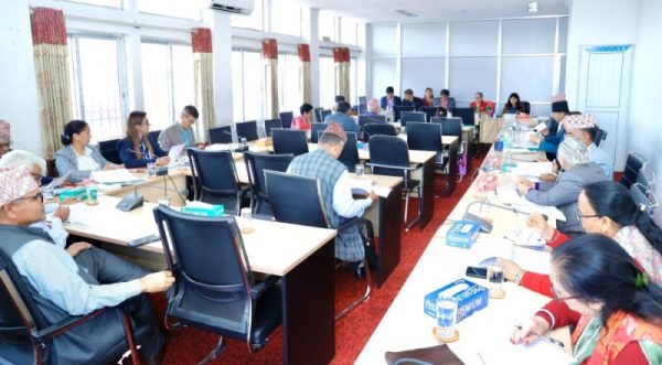 सहसचिवमा १० प्रतिशत खुला प्रतिस्पर्धा राख्ने कि नराख्ने ?