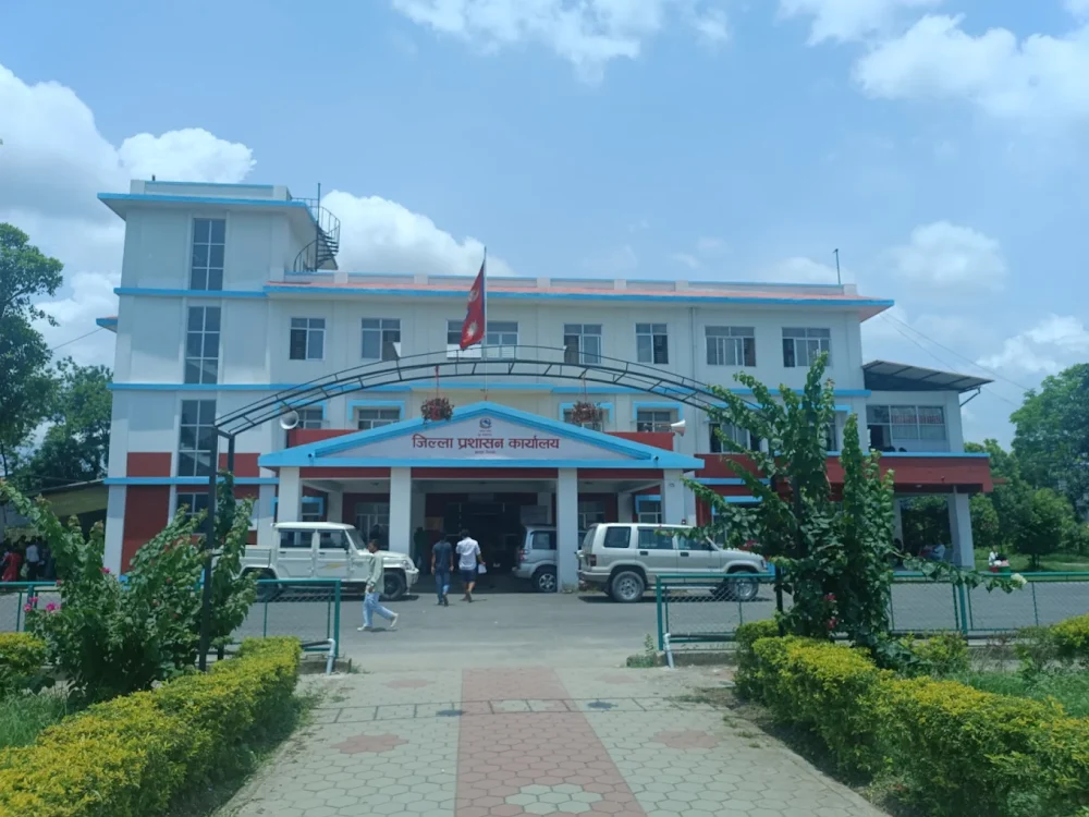 चितवनका ४५ वटा शैक्षिक परामर्श केन्द्र बन्द गर्न प्रशासनको निर्देशन