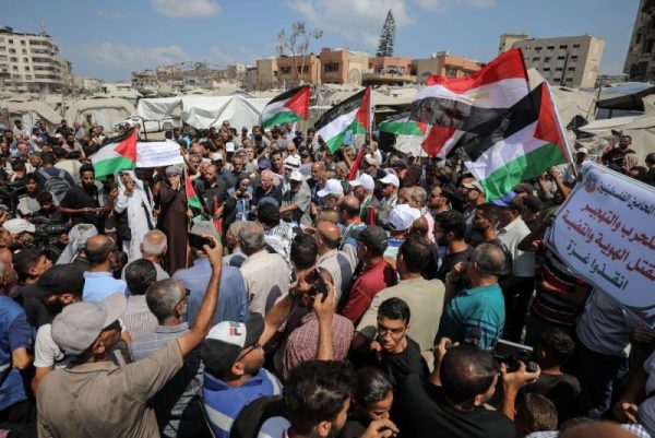 गाजामा मानवीय सङ्कट गहिरिंदै, इजिप्टद्वारा आलोचना