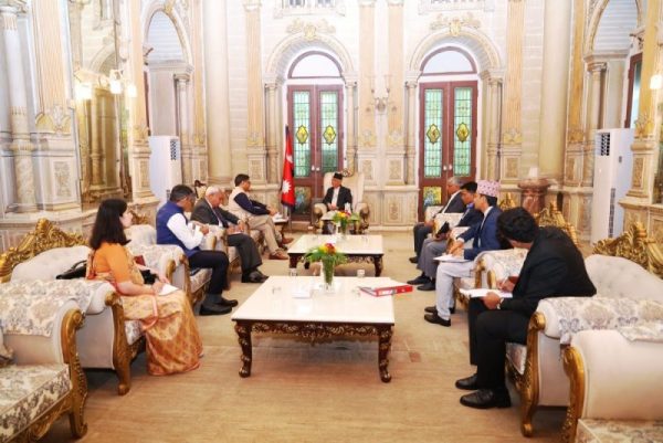 प्रधानमन्त्रीसँग भारतीय विदेश सचिव मिश्रीको भेट