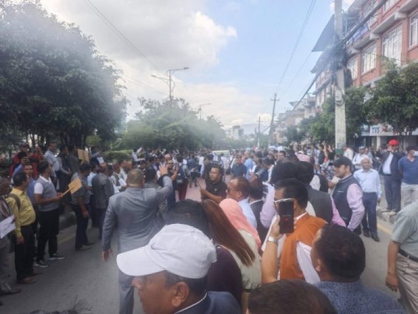 शिक्षा विधेयक सच्याउन निजी विद्यालय संचालकहरुको माग