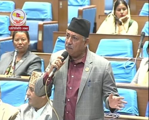 कांग्रेस सांसद सञ्जय गौतम सत्याग्रहमा बस्ने