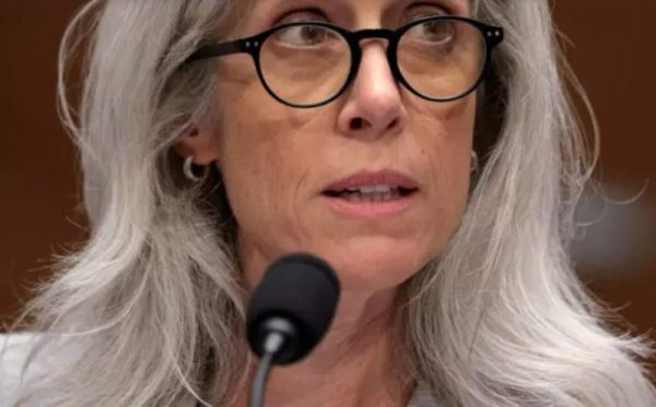 ह्वाइट हाउसद्वारा सिडिसी प्रमुख बर्खास्त