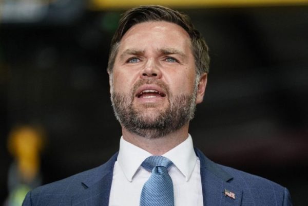 भान्सद्वारा युक्रेन युद्धमा रुसमाथि दबाब दिन भारतमाथि लगाइएको भन्सार शुल्कको बचाउ