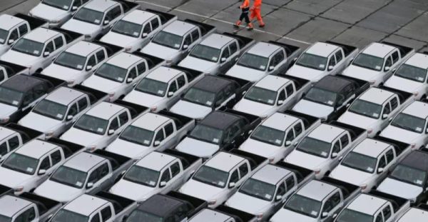 रूसमा नयाँ सवारीसाधनको बिक्रीमा २५ प्रतिशत गिरावट, उत्पादनमा कमी