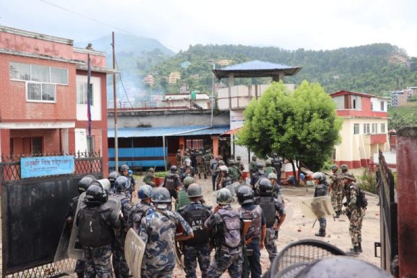 धादिङ कारागारमा सेनाको गोली लागेर एक जनाको मृत्यु, सात कैदीबन्दी घाइते