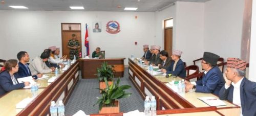 सहकारी ठगीमा परेकाहरूको घरजग्गा नै लिलाम गरेर भएपनि पीडितको बचत फिर्ता गर्नुपर्छः प्रधानमन्त्री कार्की