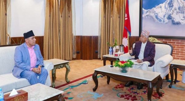 राष्ट्रपति पौडेलसँग अध्यक्ष दाहालको भेट