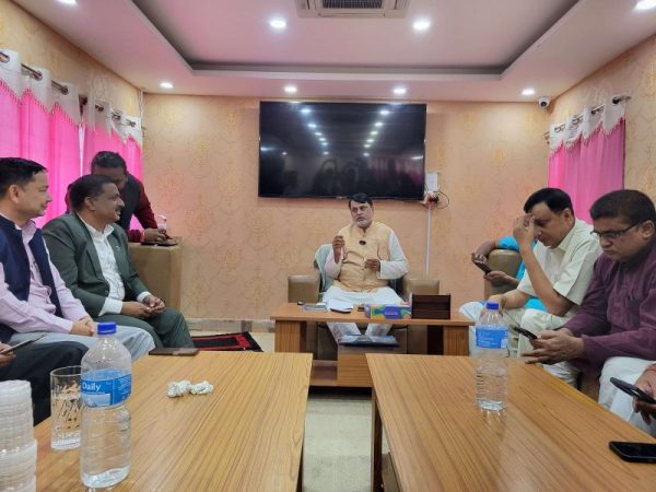 मधेशमा मुख्यमन्त्री नियुक्तिबिरुद्ध सर्वोच्चमा जाने सात दलको निर्णय