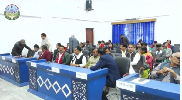 मधेस प्रदेशसभा बैठकमा सत्तापक्षका सांसद उपस्थित नभएपछि….