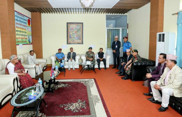 प्रधानमन्त्रीद्वारा निर्वाचन सफल पार्न भूमिका खेल्ने सबैलाई धन्यवाद ज्ञापन