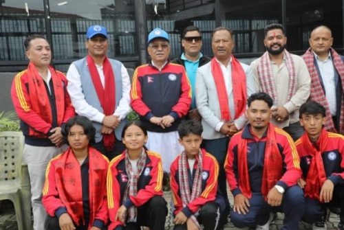 श्रीलंका जाने  वादोरियो कराते टोलीलाई प्रचण्डको बिदाइ