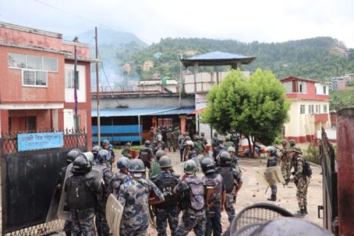 धादिङ कारागारमा सेनाको गोली लागेर एक जनाको मृत्यु, सात कैदीबन्दी घाइते