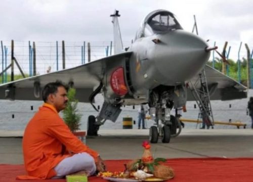 भारतद्वारा आन्तरिक रूपमा निर्मित ९७ लडाकु विमानका लागि सात अर्ब डलरको सम्झौता