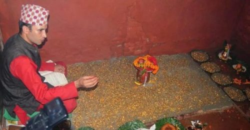 बडादसैँ आजबाट सुरु, घरघरमा घटस्थापना गरिँदै