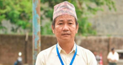 दल दर्ताका लागि निर्वाचन आयोगमा हर्क साम्पाङको निवेदन