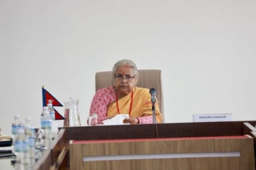 निजी क्षेत्रलाई प्रधानमन्त्रीको आग्रहः खरानीबाट उठ्ने मनोबल देखाउनुहोस्, राज्यले होस्टेमा हैँसे गर्छ