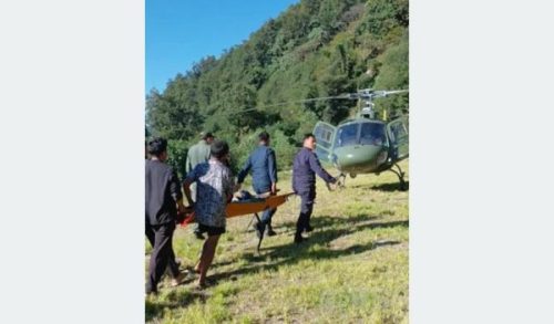 गर्भवतीको समयमै हवाई उद्धार हुँदा …