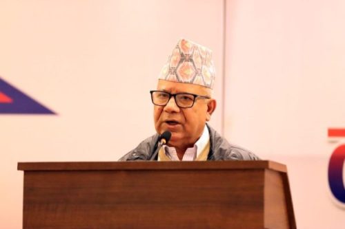 रातभर राष्ट्रपति निवासमा भएको छलफलपछि प्रधानमन्त्रीमा सुशीला कार्कीको नाममा सहमति जुटेको होः माधव नेपाल