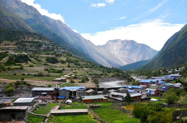 पर्यटकीय सिजनमै सुनसान मनाङ, होटल बुकिङ रद्द