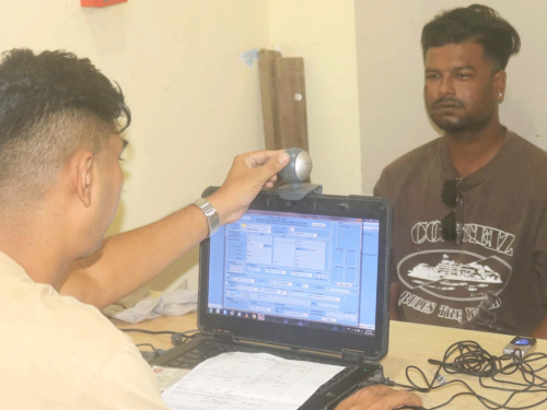 मतदाता नामावलीमा नाम दर्ता गराउन युवामा उत्साह