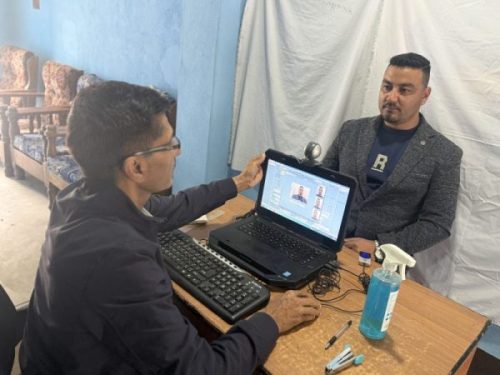 मतदाता नामावलीमा नाम दर्ता गराउनेको भीड, दैनिक १२ घण्टासम्म सेवा प्रवाह हुँदै