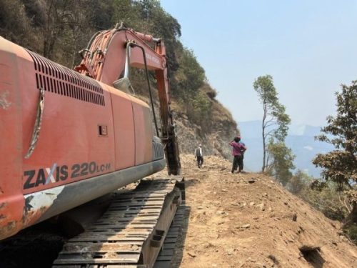 पाँच वर्षसम्म सडक आयोजना सम्पन्न नगर्ने ठेकेदारको जमानत जफत
