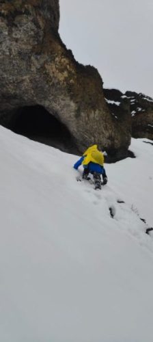 तिलिचो बेस क्याम्पमा फसेका ११ पर्यटकको सशस्त्र प्रहरीद्वारा  उद्धार
