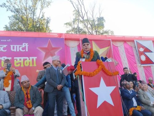 हिजो संसद विघटन गर्ने, आज पुनःस्थापना भन्ने अहंकारी दम्भीलाई सबक सिकाउने बेला यही होः प्रचण्ड