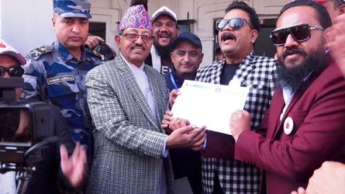 ‘हाम्रो पार्टी नेपाल’ले आयोगबाट पायो दल दर्ताको प्रमाणपत्र
