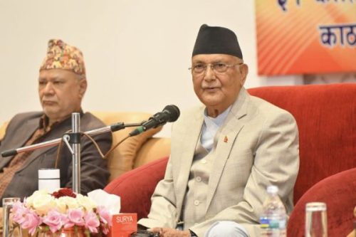 पूर्वप्रधानन्यायाधीश मानव अधिकार आयोगमा बाहेक अन्य कार्यकारी भूमिकामा आउनु असंवैधानिकः अध्यक्ष ओली