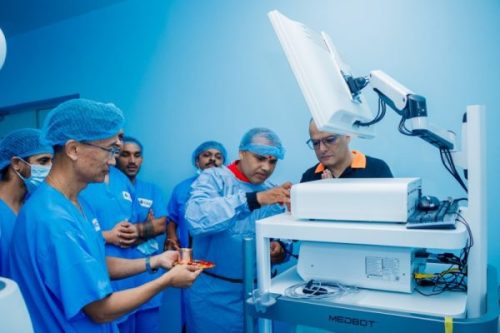 चितवन मेडिकल कलेजले सुरु गर्‍यो रोबटिक सर्जरी