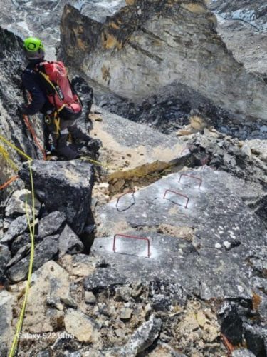 सगरमाथा आरोहणका लागि नयाँ बाटो खुल्दै, चार लाख अमेरिकी डलर खर्च हुने