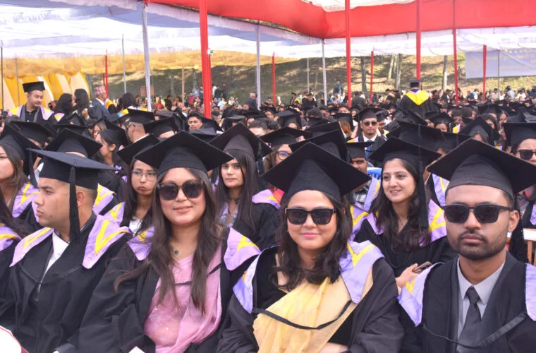 काठमाडौं विश्वविद्यालयका दुई हजार दुई सय विद्यार्थी दीक्षित