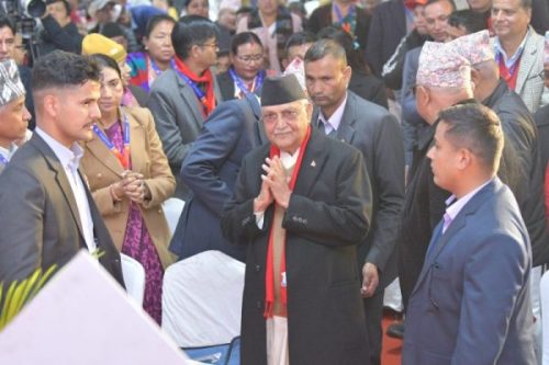 अध्यक्षका लागि ओलीको फेरि उम्मेदवारी