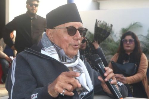 फरार कैदी पक्राउ एवं लुटिएका हातहतियार फिर्ता  गरी प्रहरीको मनोवल उठाउन सरकारलाई कोइरालाको आग्रह
