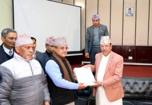 आधिकारिकता दाबी गर्दै देउवा पक्षले आयोगमा बुझायो विवरण