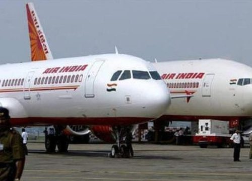 युद्धका कारण इन्धनको मूल्य बढे पछि उडानमा कटौती गर्दै एयर इन्डिया