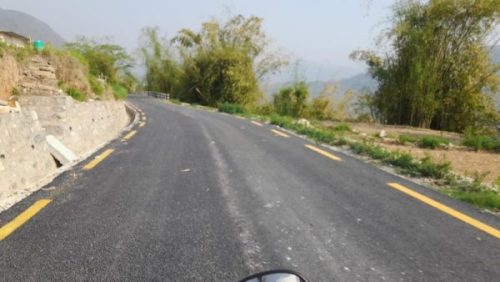 पर्वतमा आठ वर्षमा दुई सय चार किलोमिटर सडक कालोपत्र