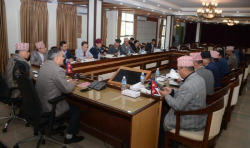 सुरक्षा संवेदनशीलता र समन्वयमा ध्यान दिन  प्रदेशका प्रमुख सचिवहरूलाई गृहमन्त्रीको निर्देशन