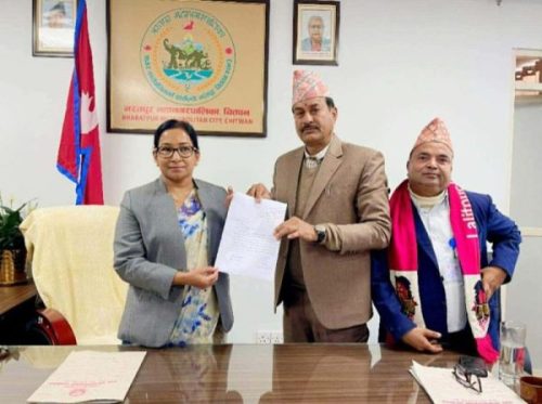 भरतपुर महानगरकी मेयर रेनु दाहालले दिइन् राजीनामा