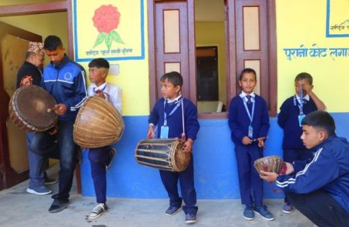 पन्चैबाजा संरक्षणमा जुटे विद्यार्थी