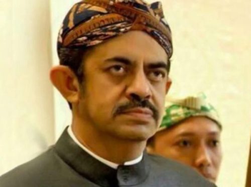 इन्डोनेसियाली ‘पेट्रोल गडफादर’ विरुद्ध रेड नोटिस जारी