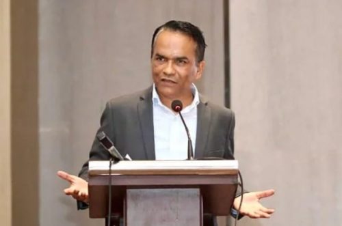 व्यवसायीलाई गाली गरेर मात्रै मुलुकको विकास नहुनेतर्फ पनि ध्यान दिन जरुरी छः  गभर्नर पौडेल