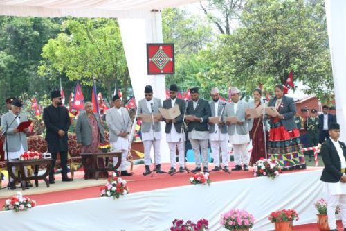 कसलाई कुन मन्त्रालय ?